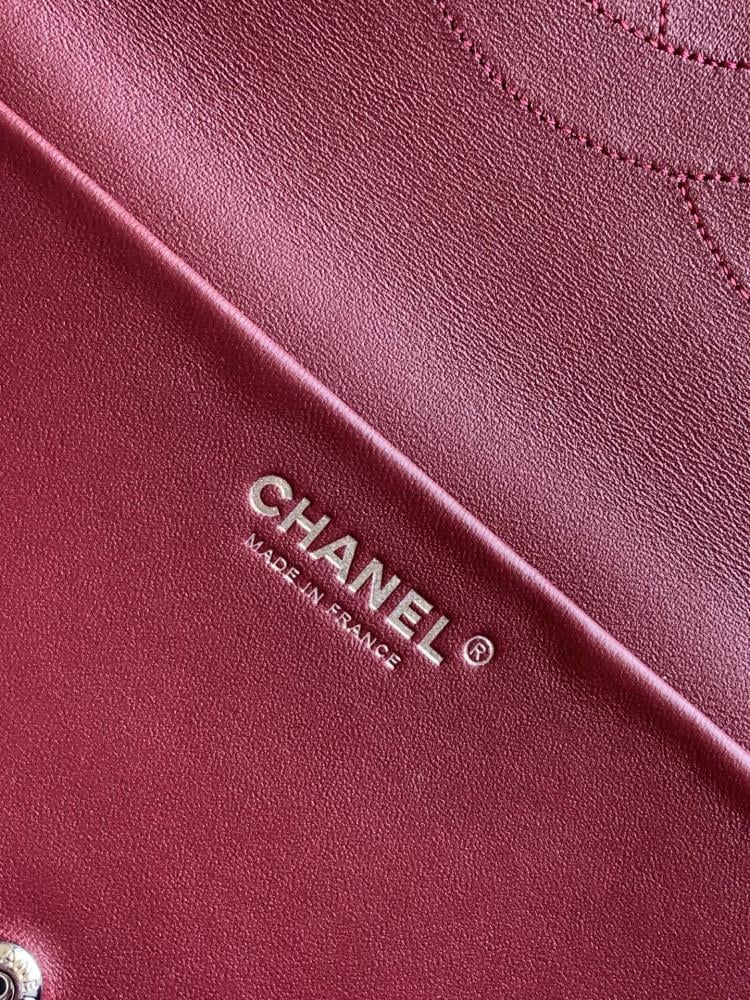 Chanel Croc-Embossed Leather Flap Bag