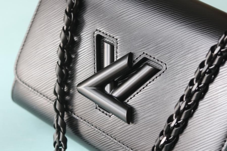 LV Twist Braided Chain 23cm