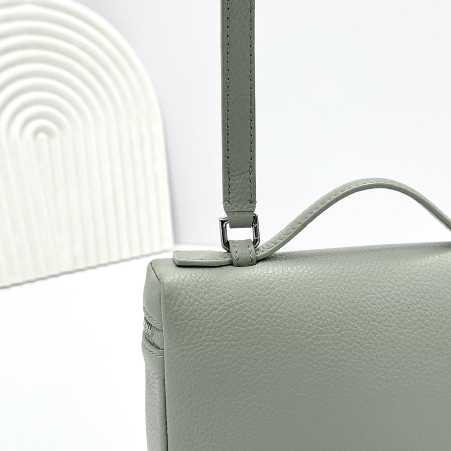 Loro Piana Extra Pocket L19 Vanity Case Collection