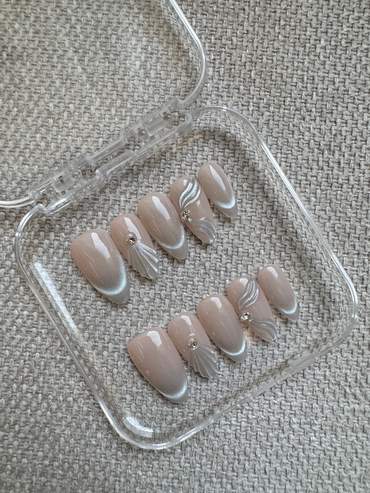 Gray Ombré Waves - Small