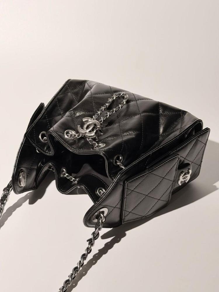 شانيل 25 باغ جلد زيتي ميني أسود | Chanel 25 Bag Oil Waxed Mini Black
