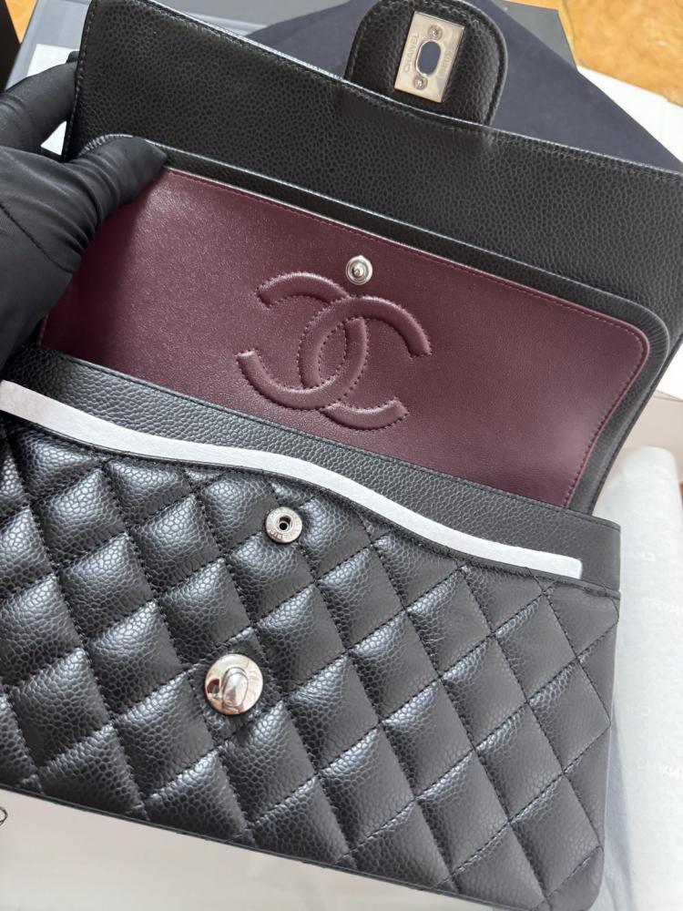 شانيل كلاسيك فلاب الأسود الكافيار | Chanel Black Caviar Classic Flap