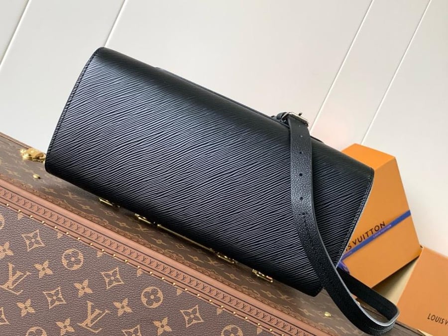 لويس فيتون إبي الأسود | Louis Vuitton Black Epi
