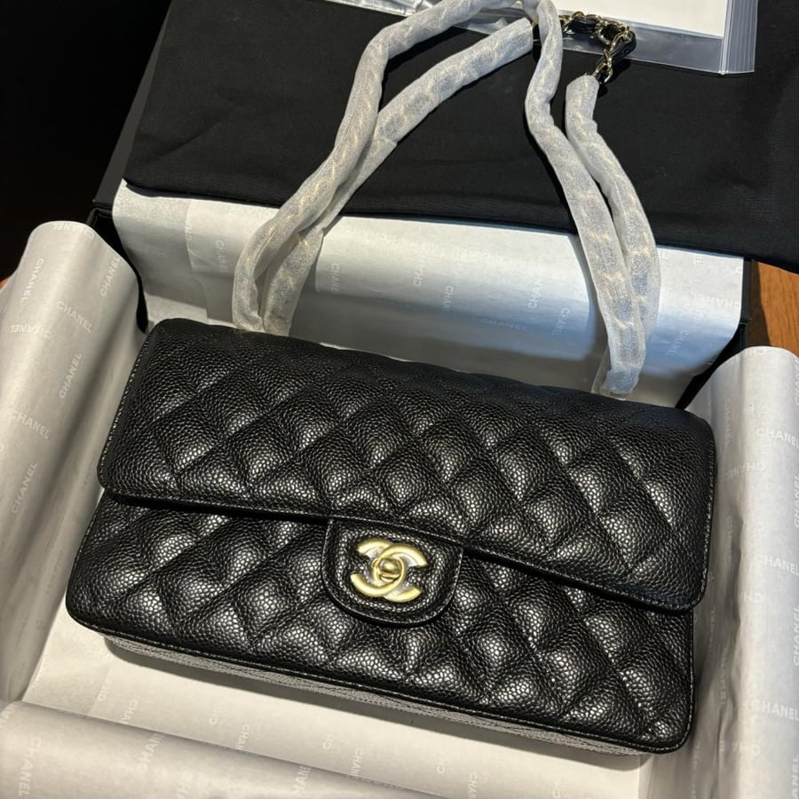 شانيل كلاسيك فلاب 25 الكافيار الأسود | Chanel Classic Flap 25 Black Caviar