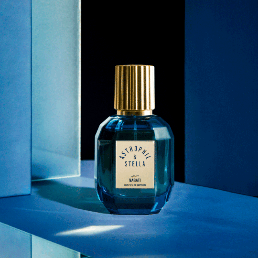 عطر نبطي من استروفيل