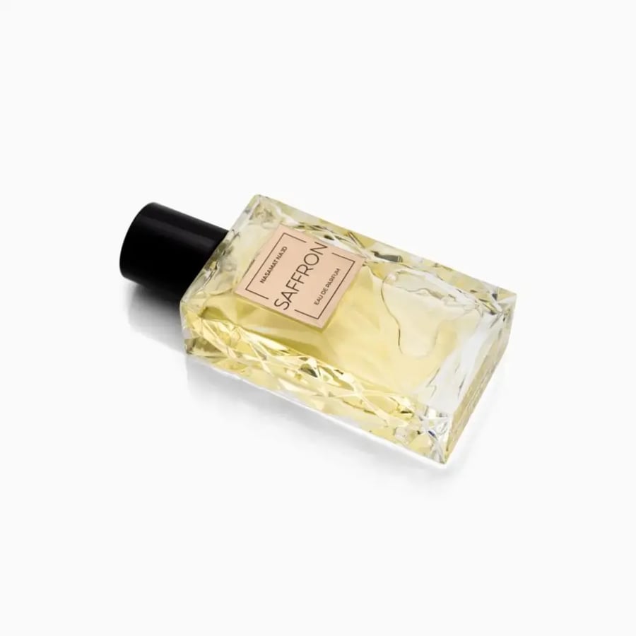 عطر سافرون من نسمات نجد