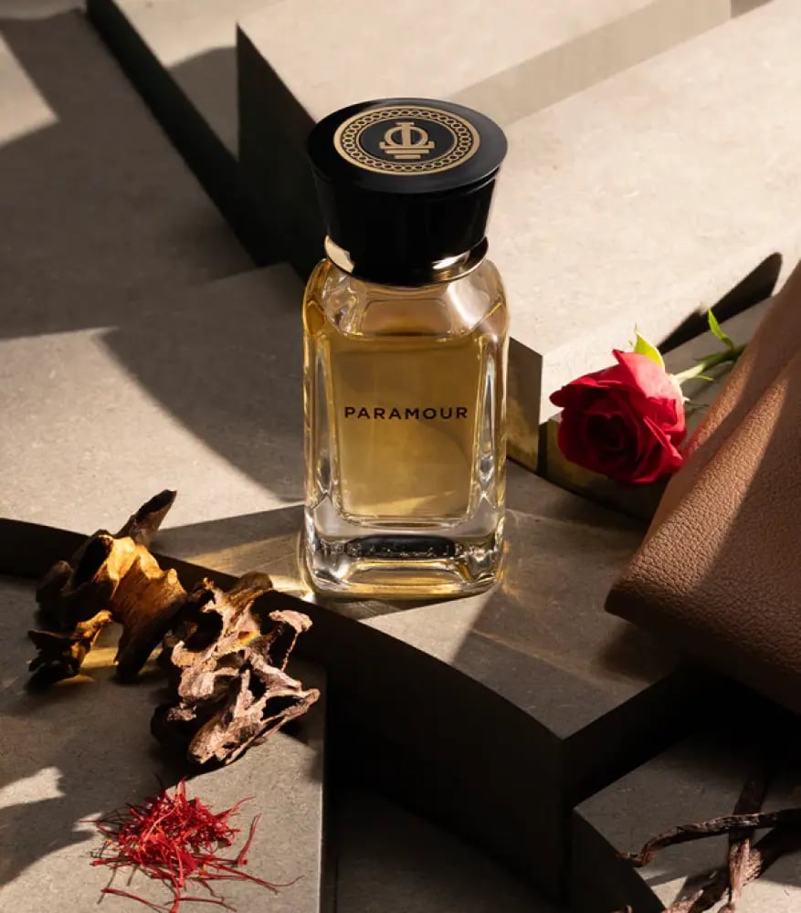 عطر بارمورا من عمان لاكجري