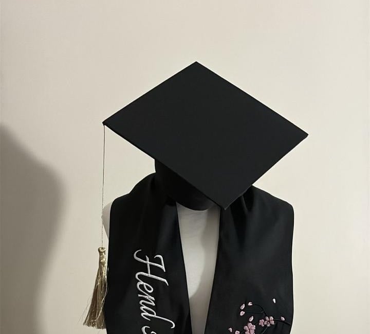 قبعة تخرج سادة