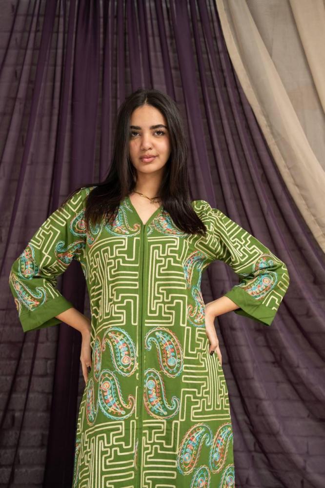 Luxury cotton thobe with a distinctive pattern – your choice for comfort and elegance SM -40