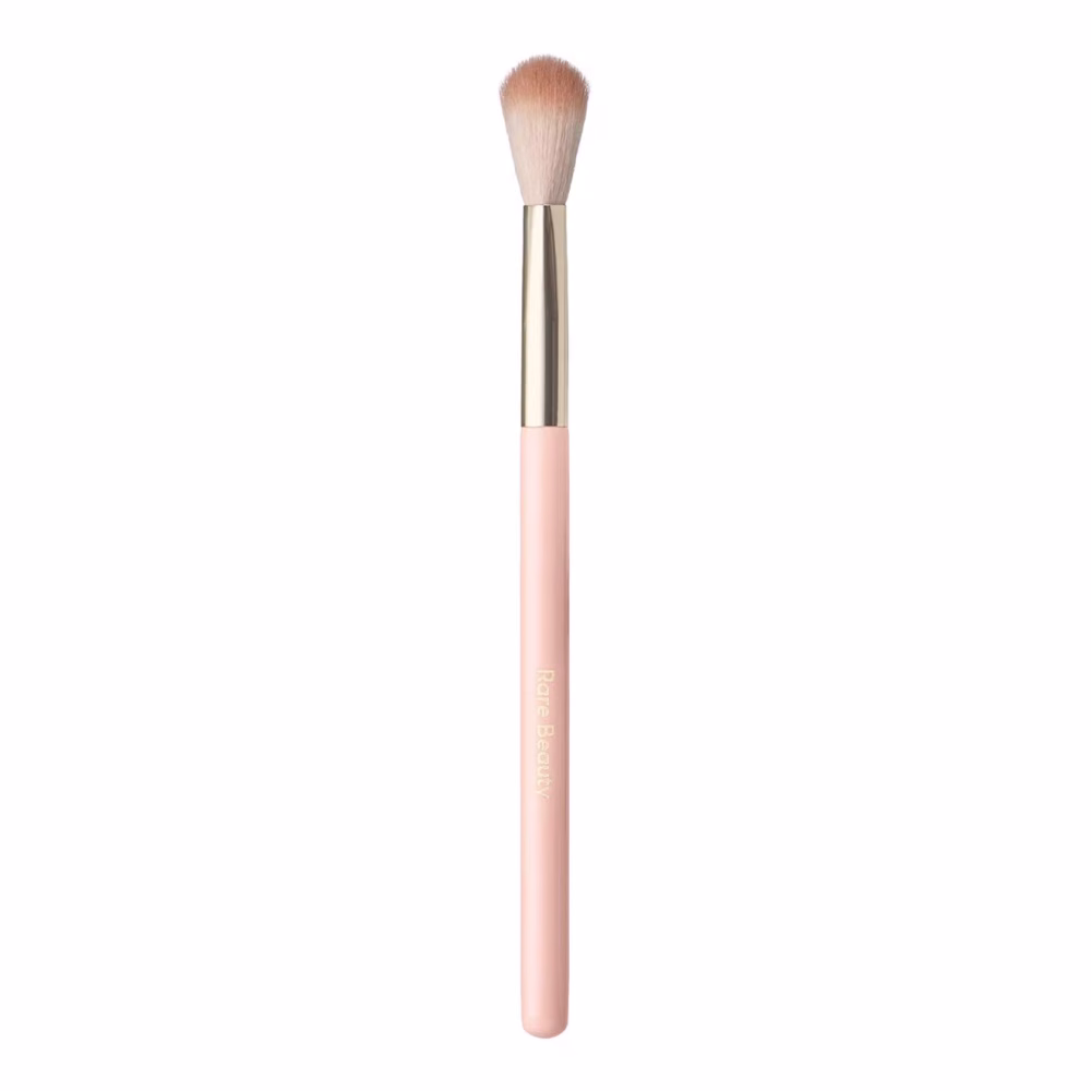 Rare Beauty Positive Light Precision Highlighter Brush