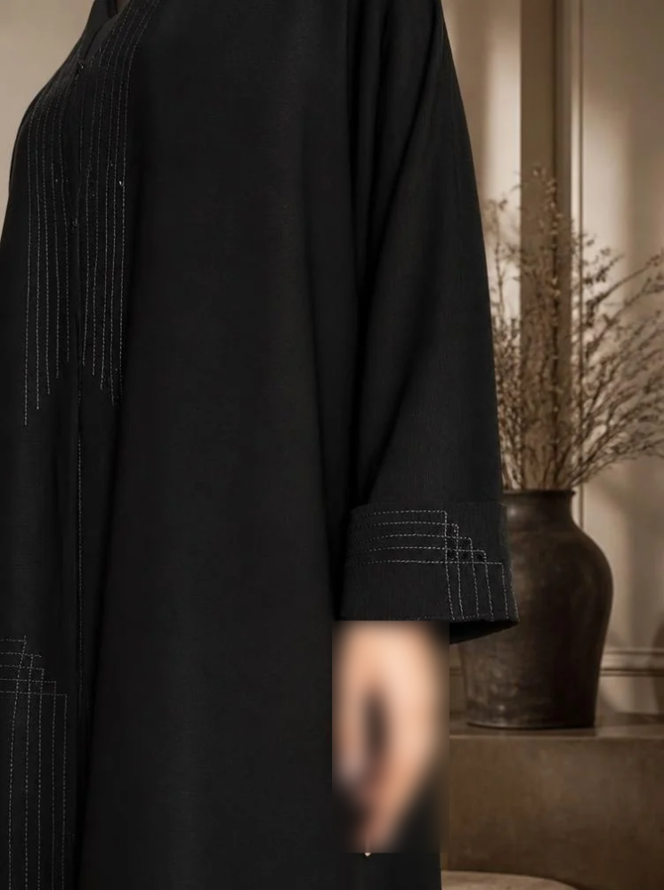عباية نقش هندسي ناعم