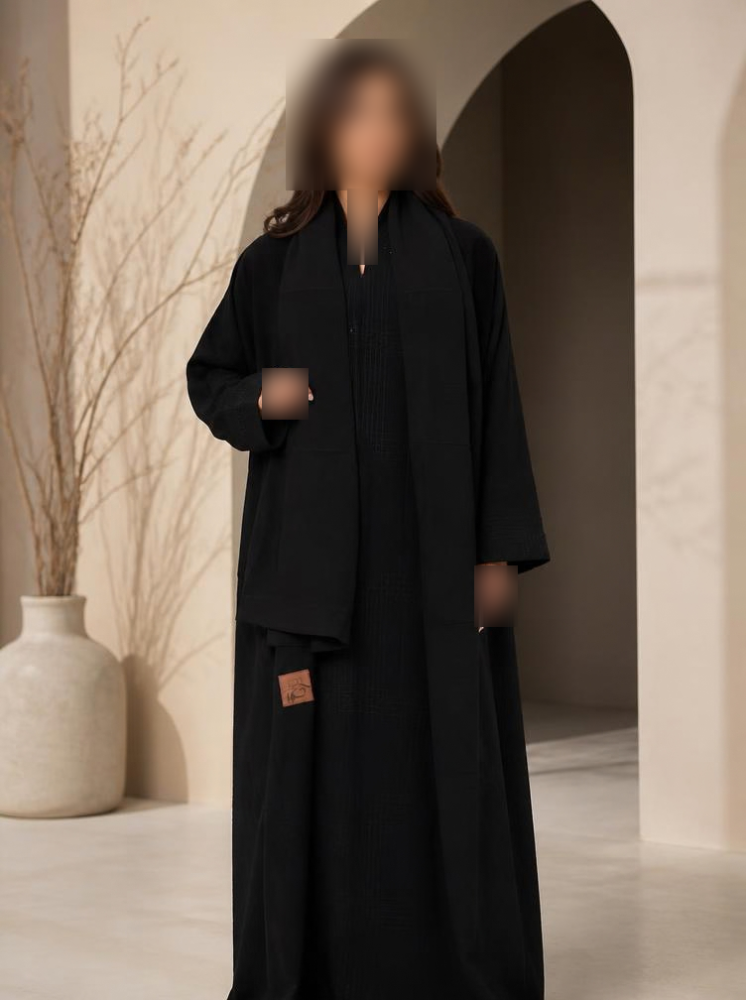 عباية نقش هندسي ناعم
