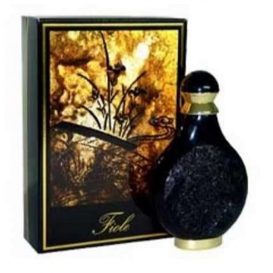 متوفر لدى متجر نوتة عطر  وهو عطر جميل ساحر للغاية وشكل العطر مميز
