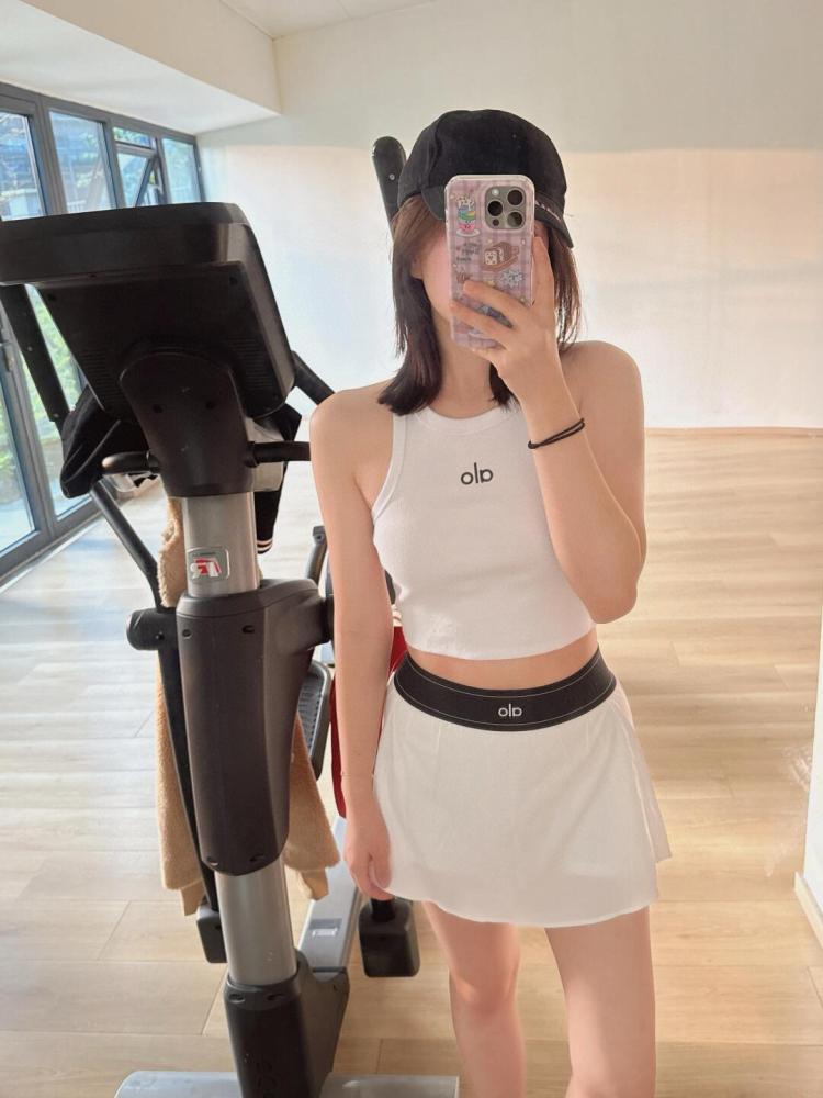 AA