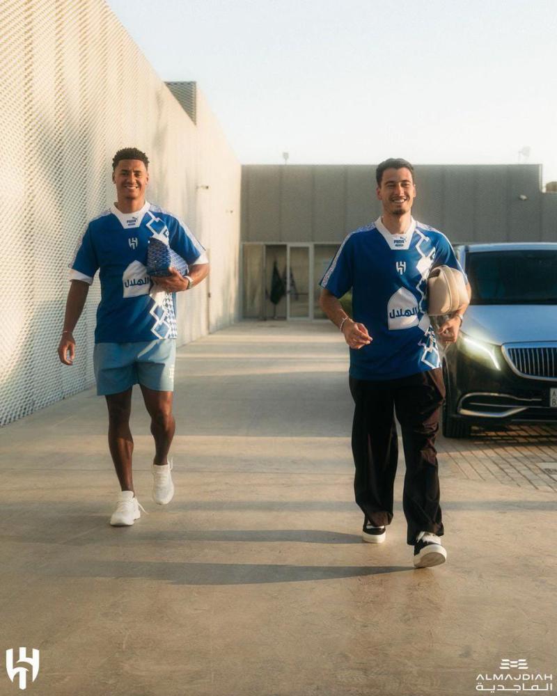 جديدنا تيشرت الهلال العالمي  2027