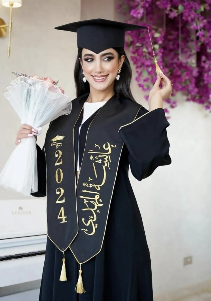عبايات تخرج