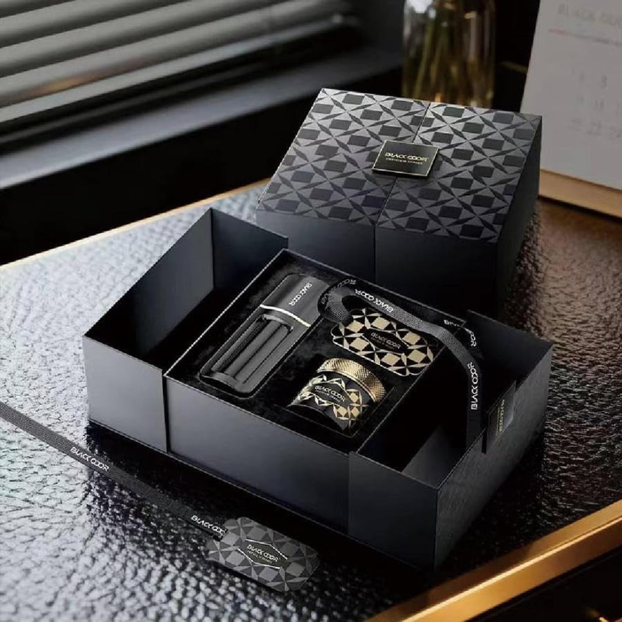 بلاك أودور - طقم معطر سيارة بخاخ عطري ومعطر معلق وعلبة عطرية BO-31
