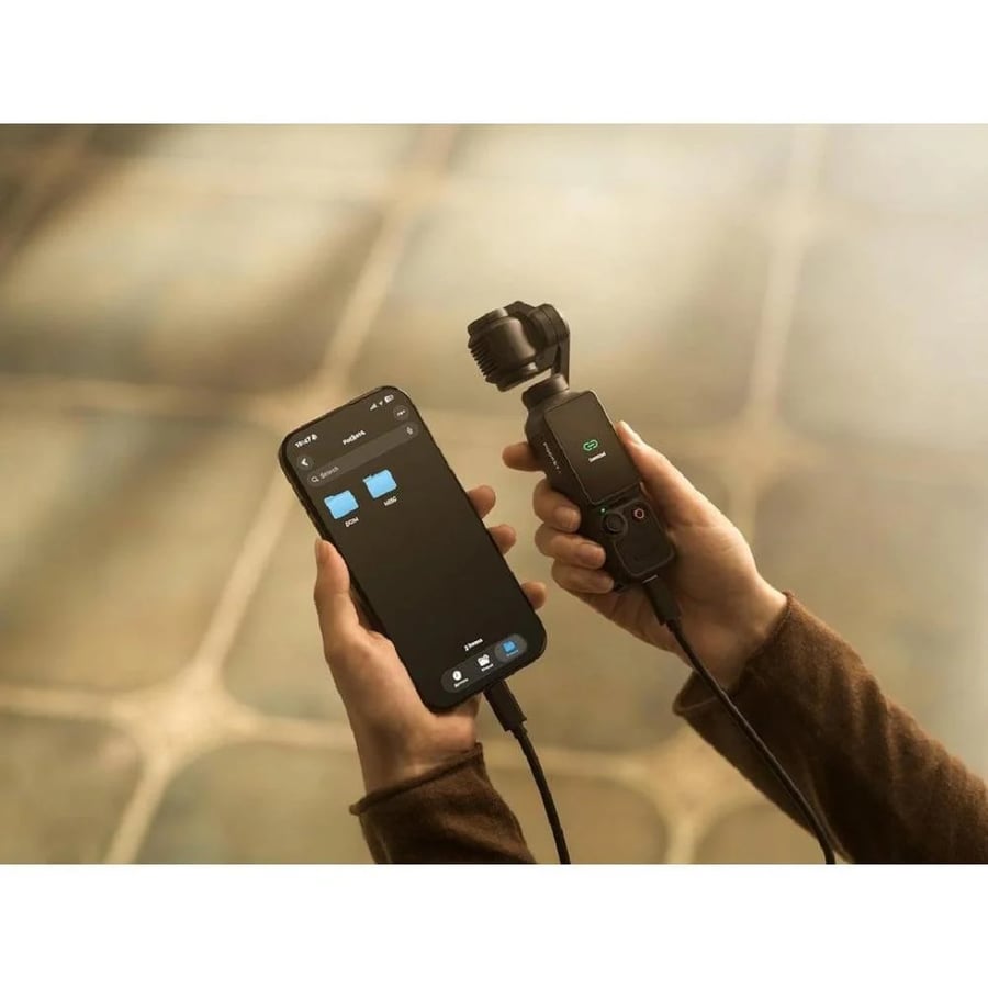 دي جي اي - كاميرا مثبتة بثلاثة محاور مع مايك وملحقات تصوير Osmo Pocket