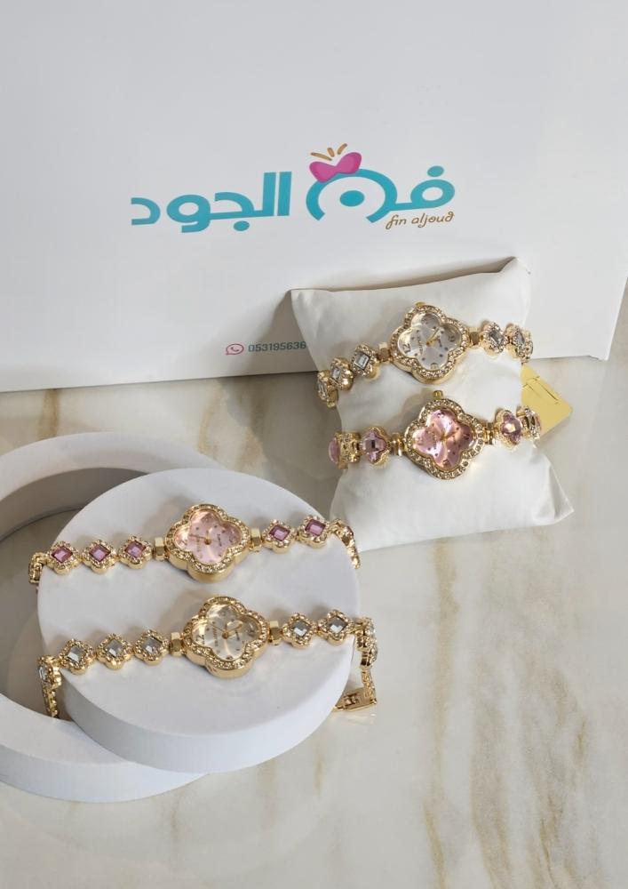 ساعات شبيهة فان كليف الفاخرة