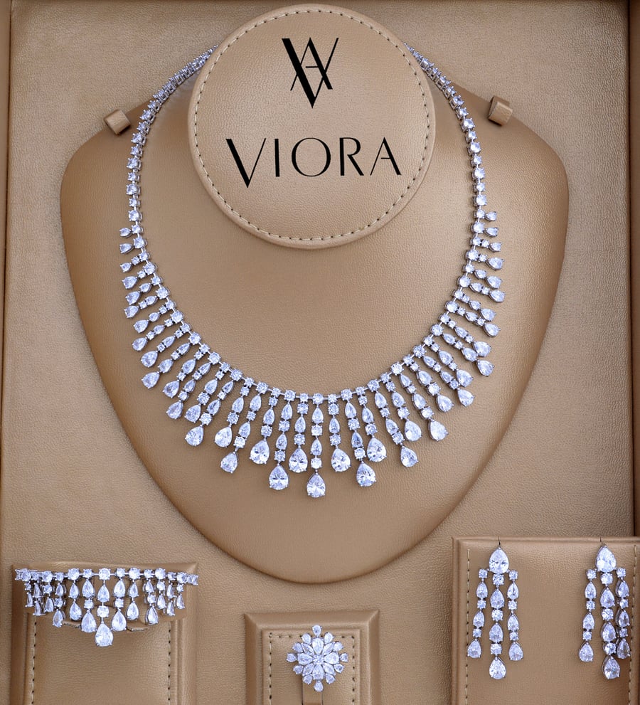 Zircon set with diamond design