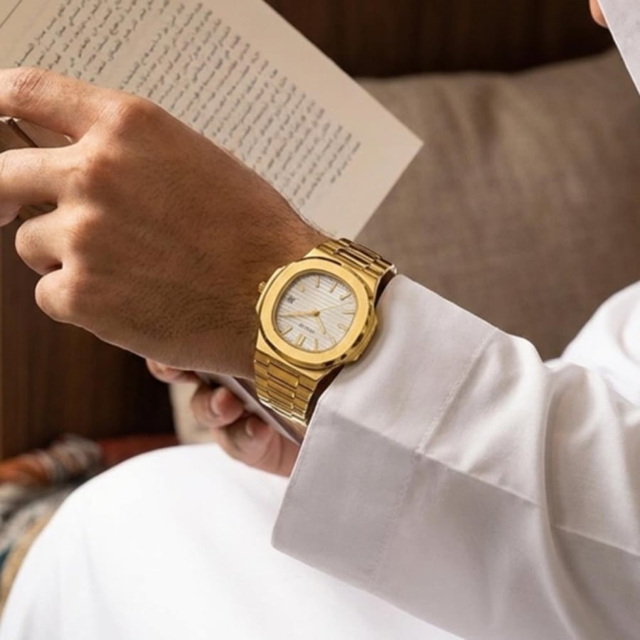 ساعة باتك فليب الرجالية بلون ذهبي ميناء ابيض
