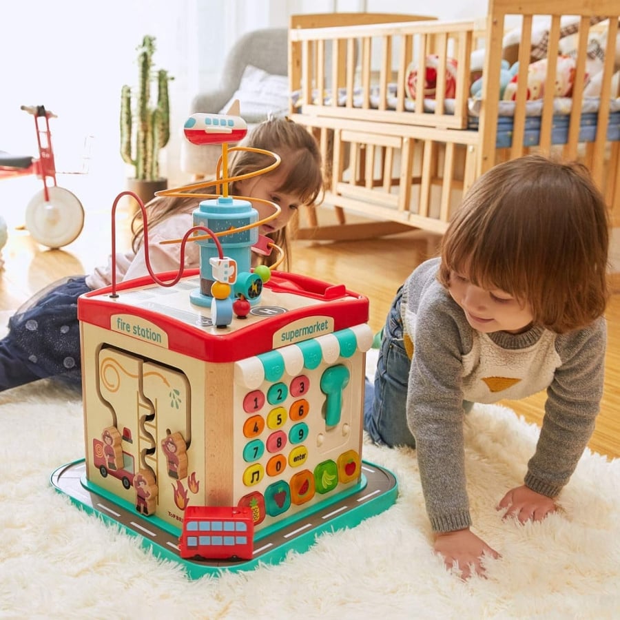 Activity Cube - Busy City