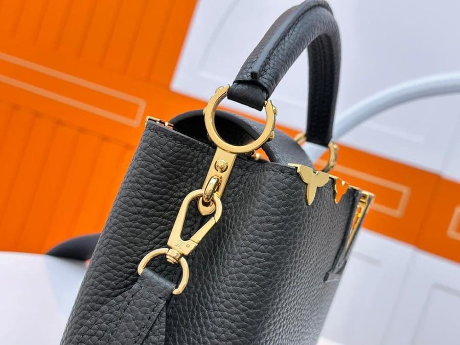 Louis Vuitton bag Capucines BB