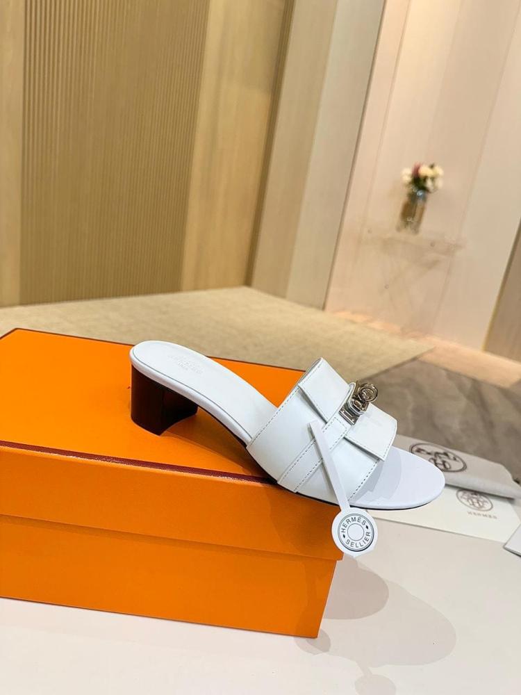 سليبر هيرميس جيجي 50 بكعب عالي باللون الأبيض