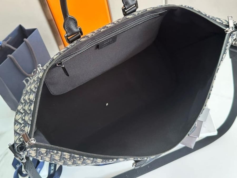 Classic cloth travel bag 93385 from Dior