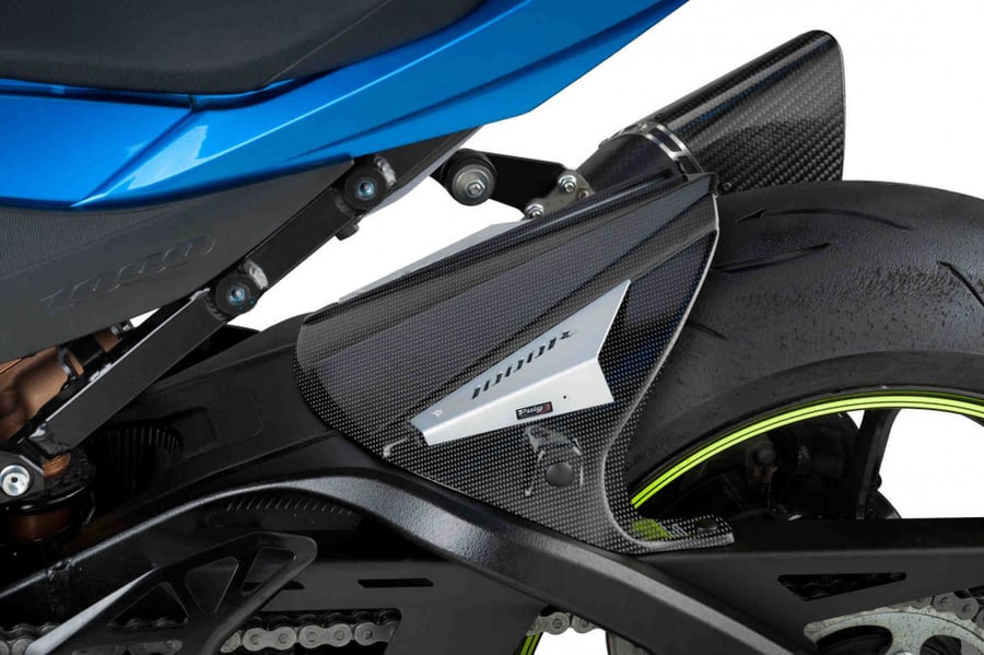 رفرف خلفي مع غطاء الجنزير كاربون فيبر من شركة بيوق الاسبانية للسوزوكي GSXR1000-GSXR1000R موديلات 2017-2024