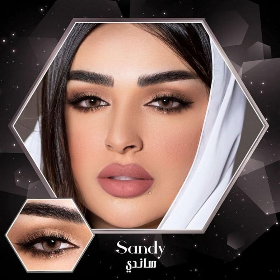عدسات لاصقة ملونة شهرية هازل ساندي لون عسلي طبيعي مظهر جذاب راحة يومية من امارا