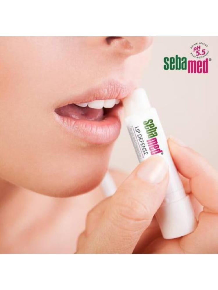 مرطب ومعالج شفاه للجفاف والتشقق SPF 30 من سيباميد