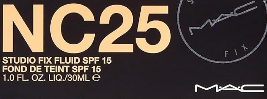 كريم أساس درجة NC25 ستديو فيكس فلويد بحماية SPF 15 من ماك
