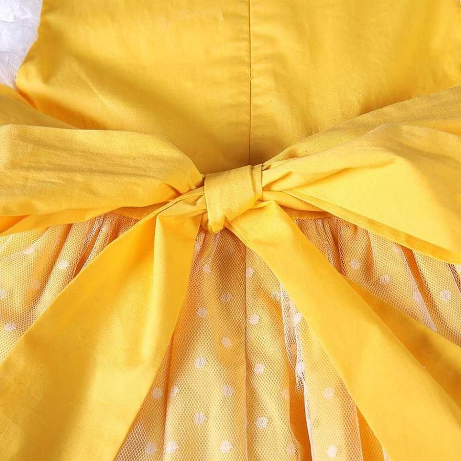 Spanish girls' dress with a hair collar