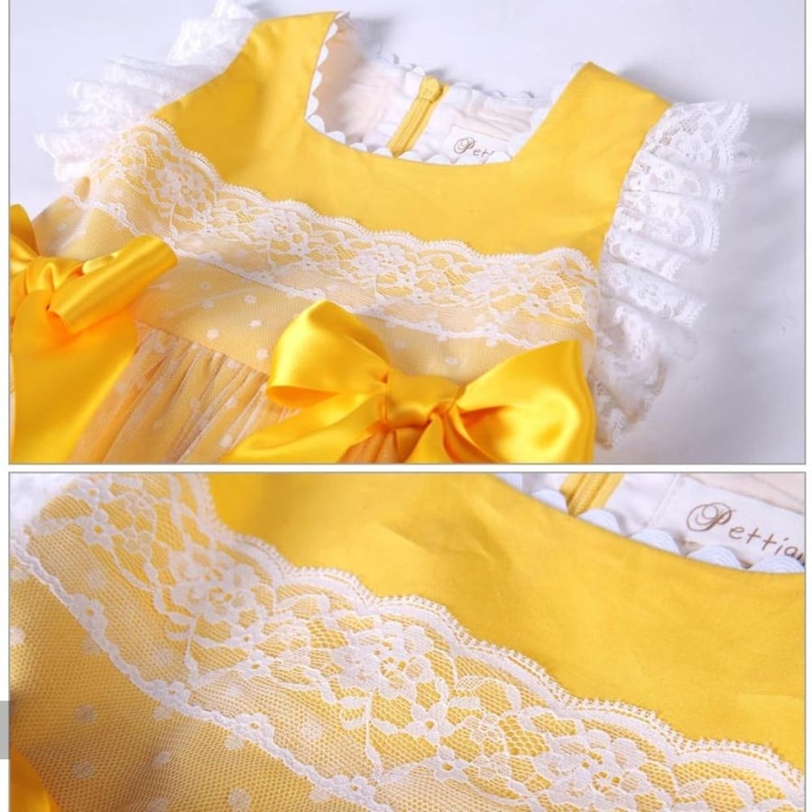 Spanish girls' dress with a hair collar