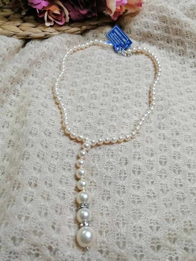 White pearl necklace 40 cm
