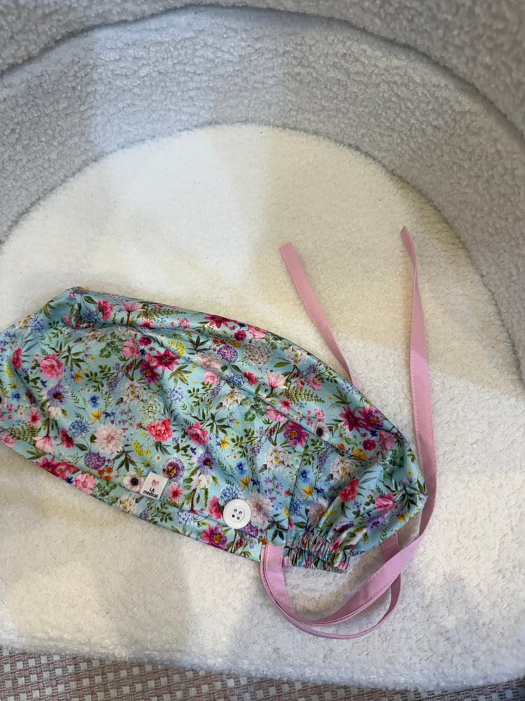 surgical cap - pink flowers