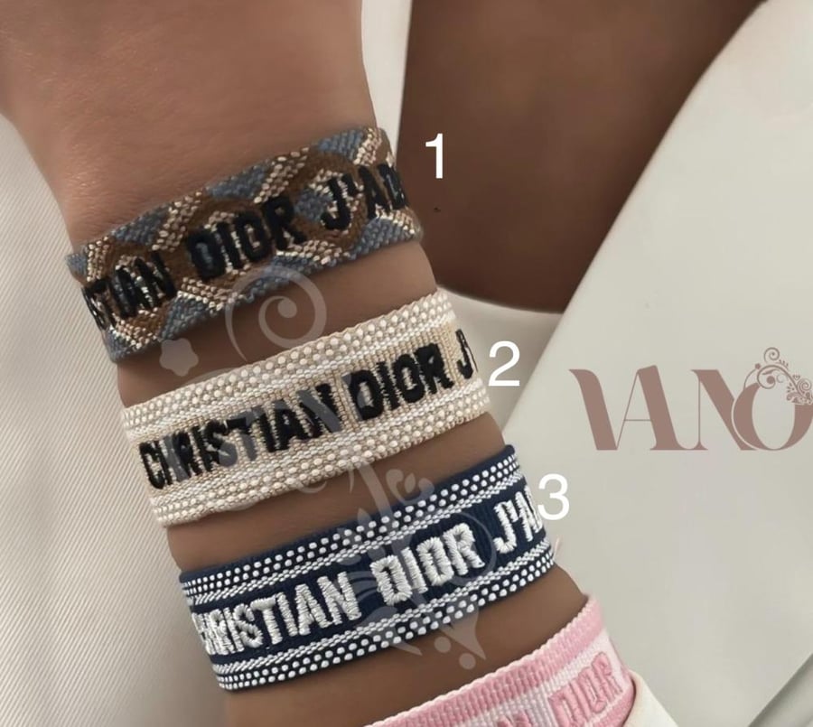 Christian Dior bracelets pull