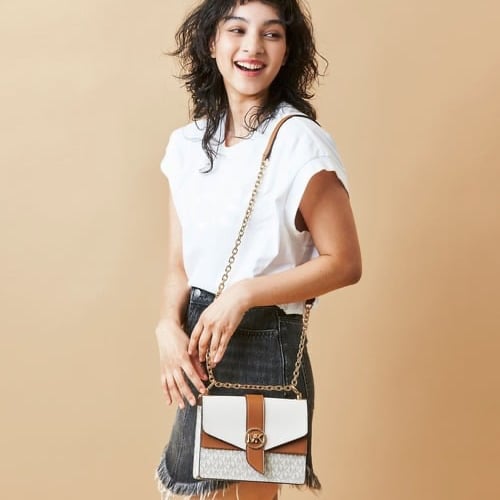 شنطة مايكل كورس crossbody bag