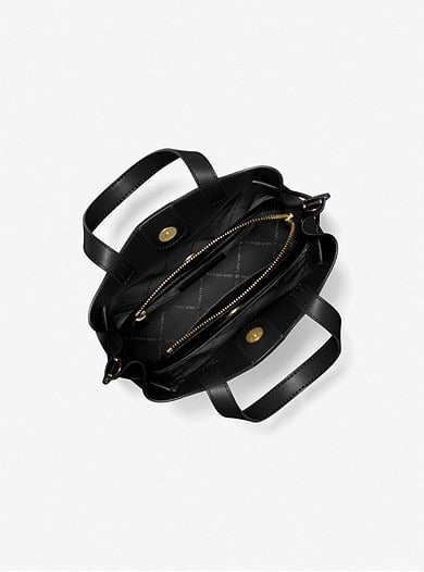 شنطة مايكل كورس satchel