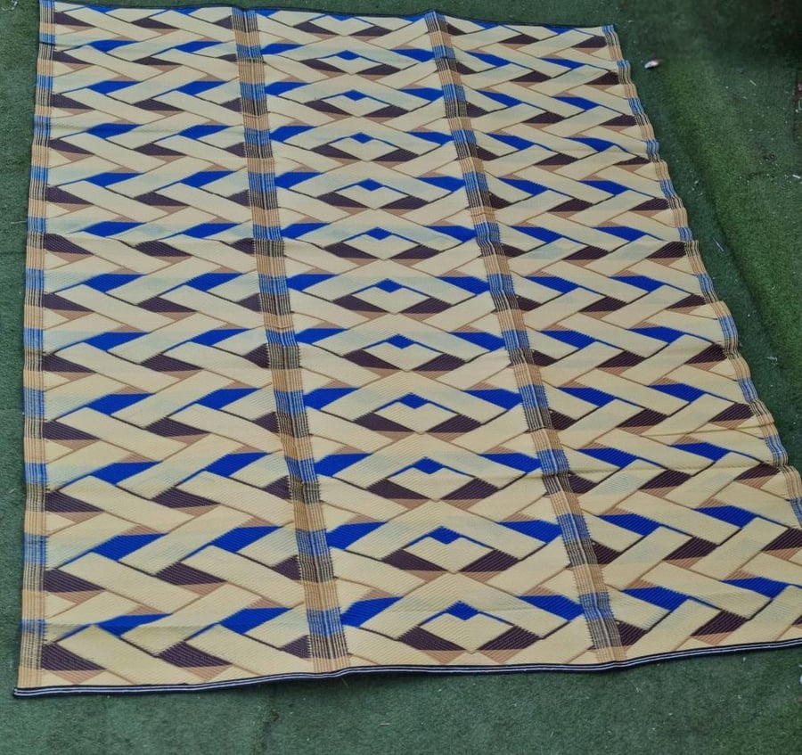 حصير مقاس 370*270سم