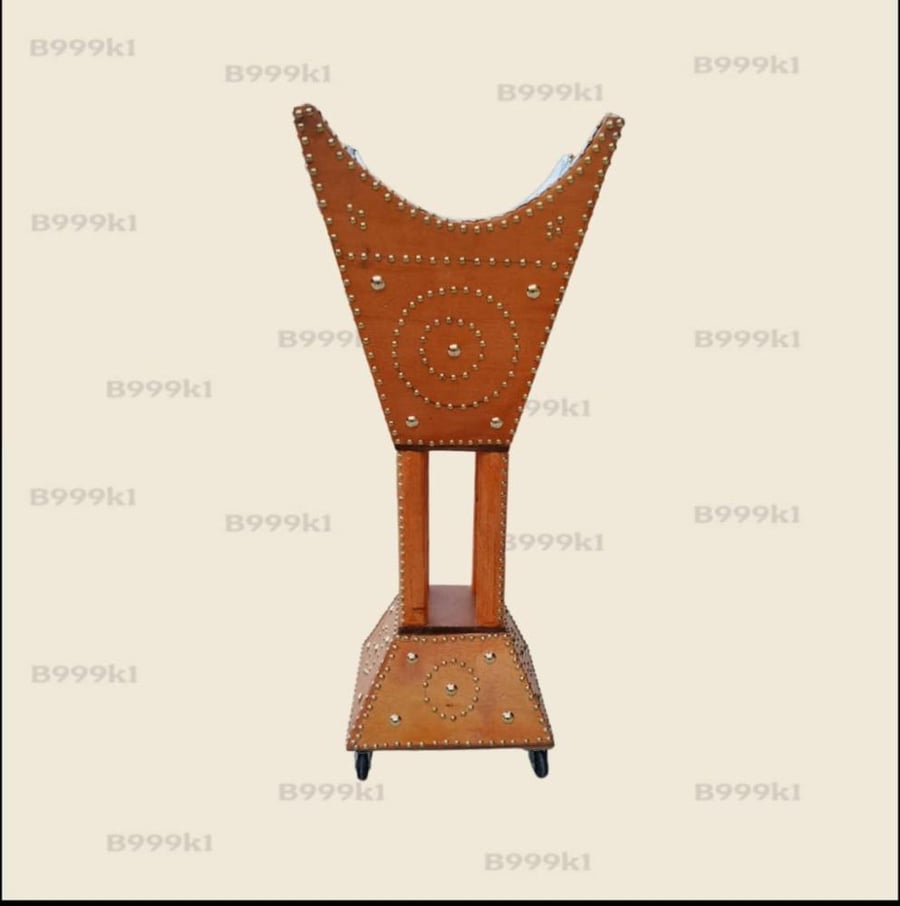 مبخره استاند تطريز عادي وسط