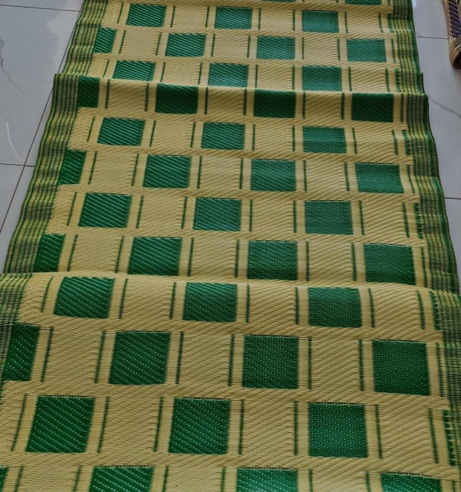 حصير مقاس 370*270سم