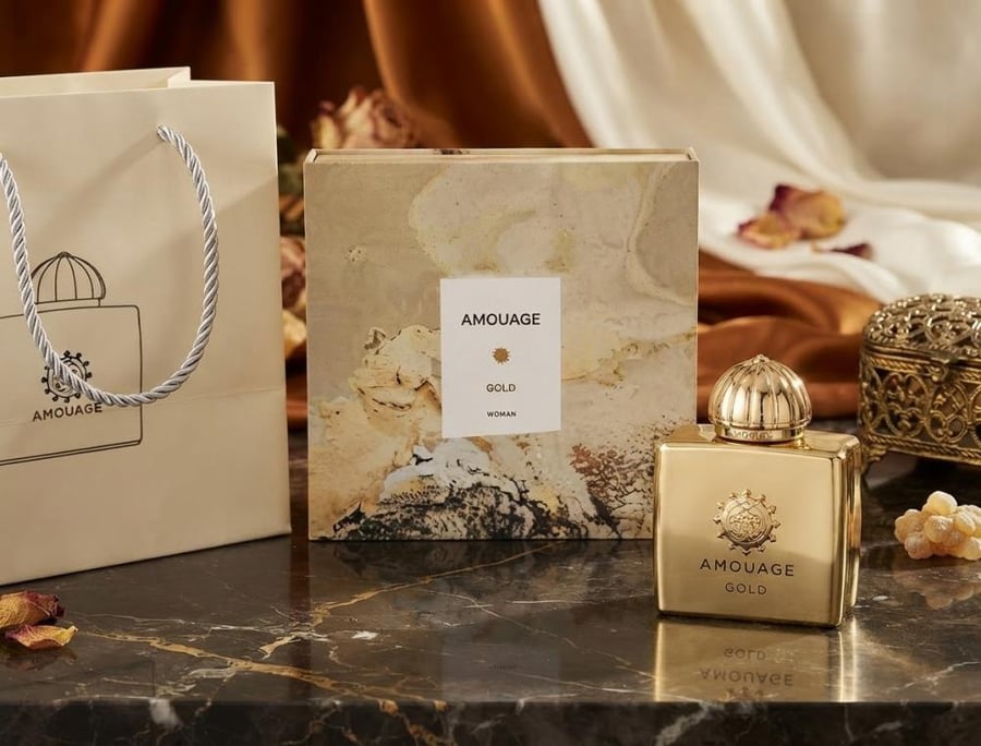 Amouge Gold Woman