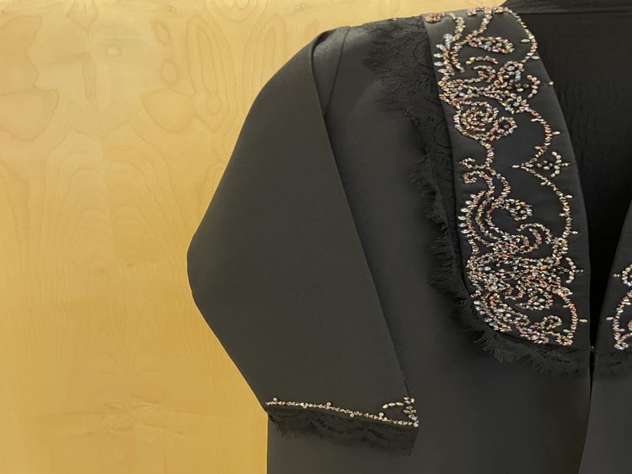عبايه أمبر -AMBER ABAYA