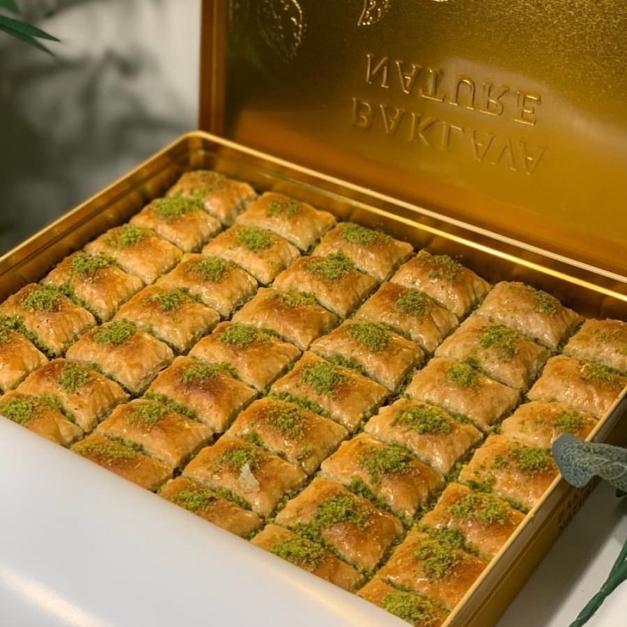 بقلاوة ناتشور وسط