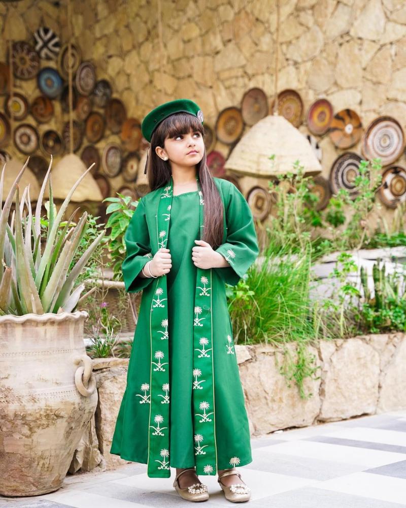 طقم وطني مع طاقيه