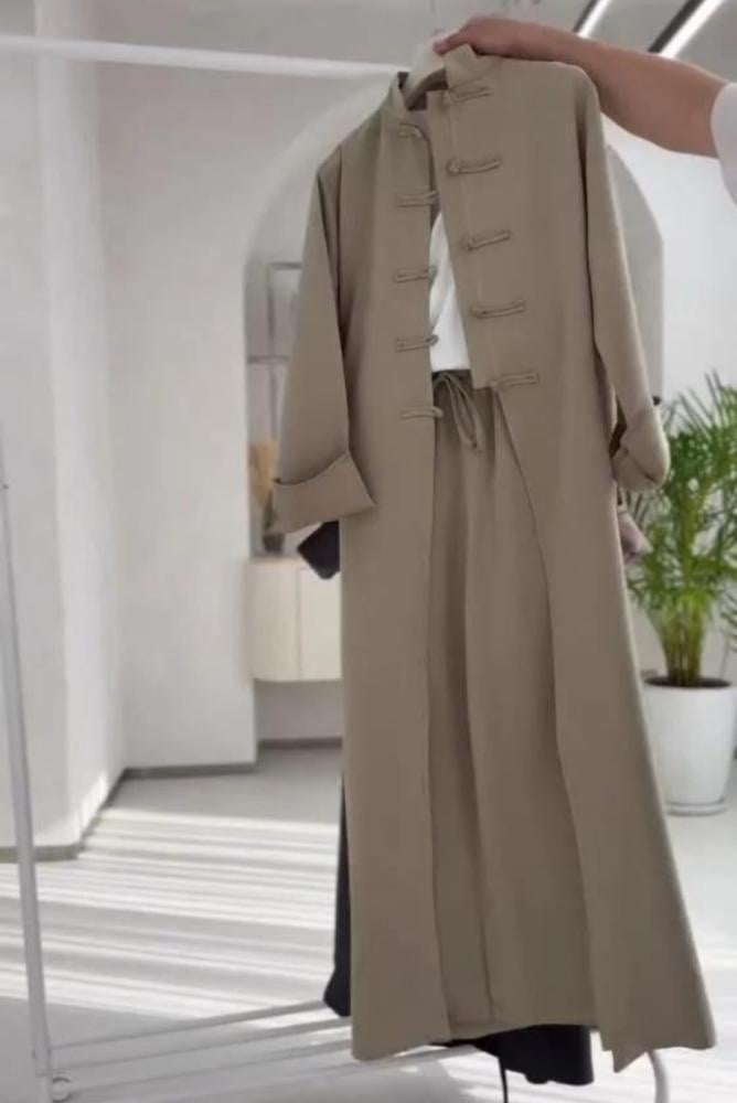 طقم نسائي للدوام والسفر