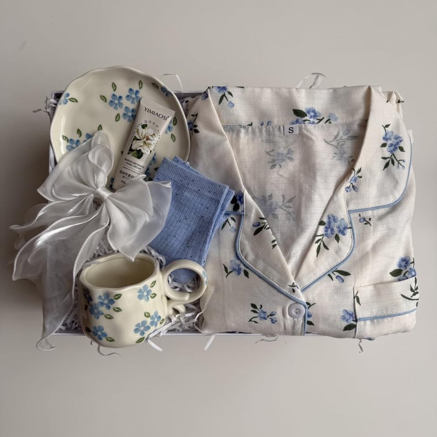 بوكس البجامة الزرقاء