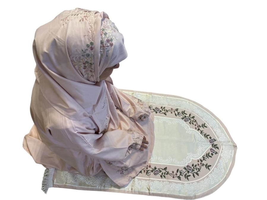 طقم  صلاة جديد